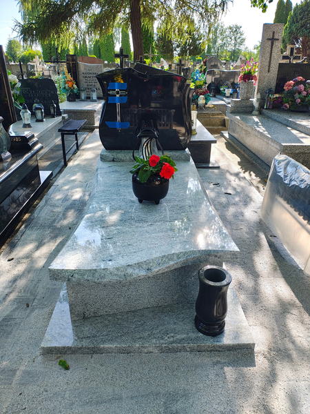 Zdjęcie na okładce dla Nagrobki Łęczyca Kamieniarstwo Karasiewicz